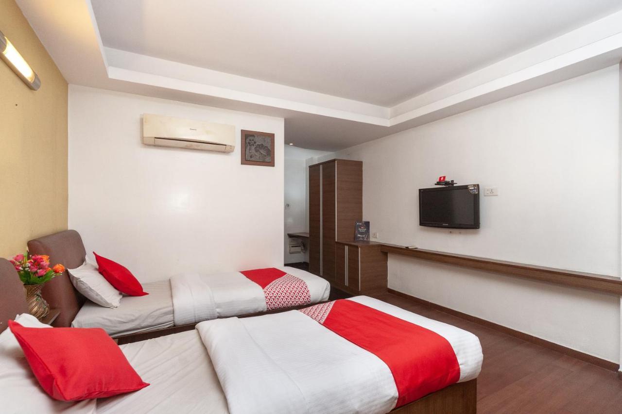 Oyo 19674 Apoorva'S Guest House เชนไน ภายนอก รูปภาพ